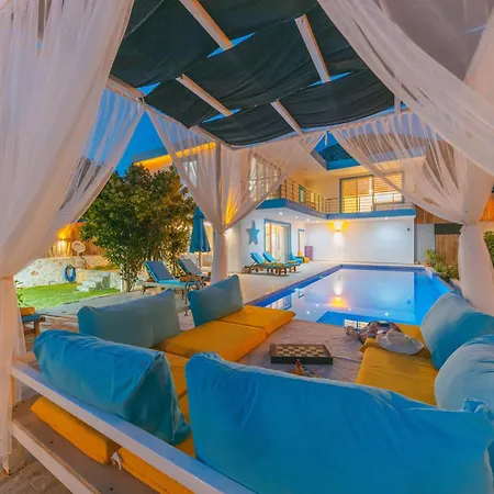 Villa Doga Manzarali Korunakli Sura Kas