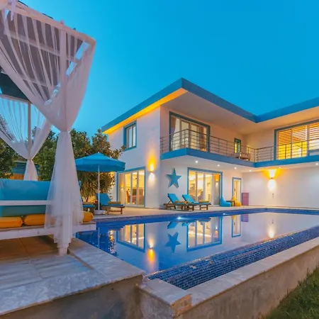 Doga Manzarali Korunakli Sura Villa