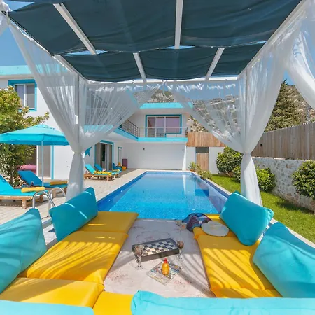 Doga Manzarali Korunakli Sura Villa *